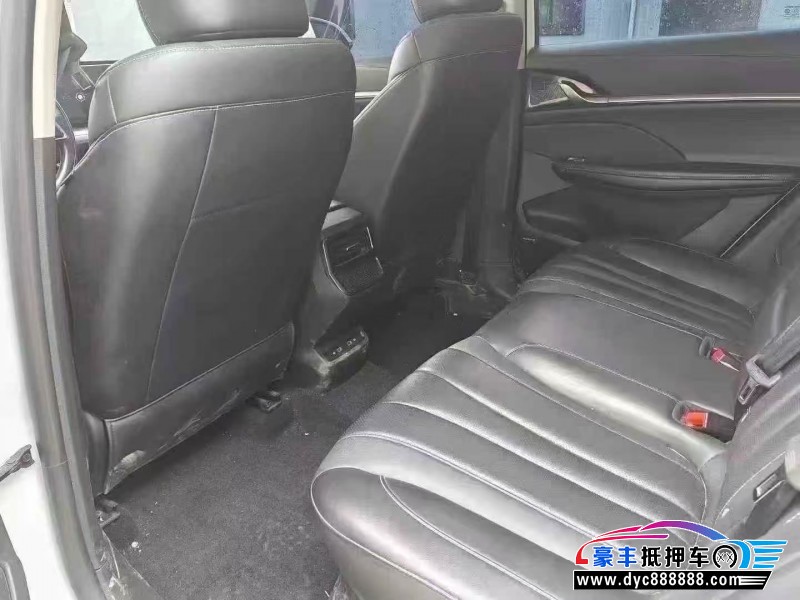 22年荣威RX5轿车抵押车出售