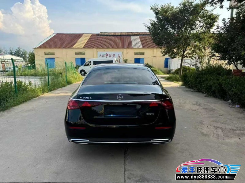 24年奔驰E轿车抵押车出售