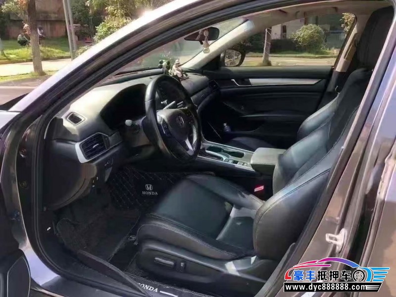 21年本田雅阁轿车抵押车出售