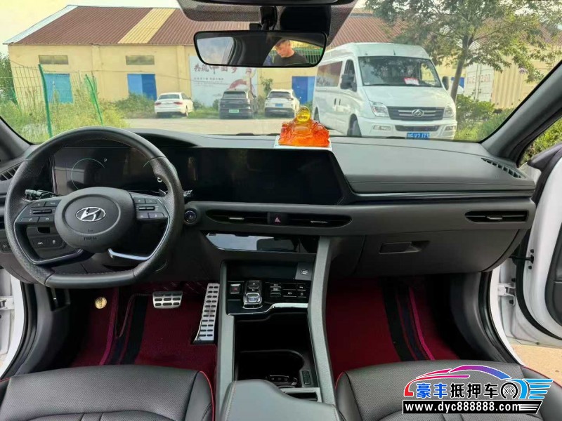 23年现代索纳塔轿车抵押车出售