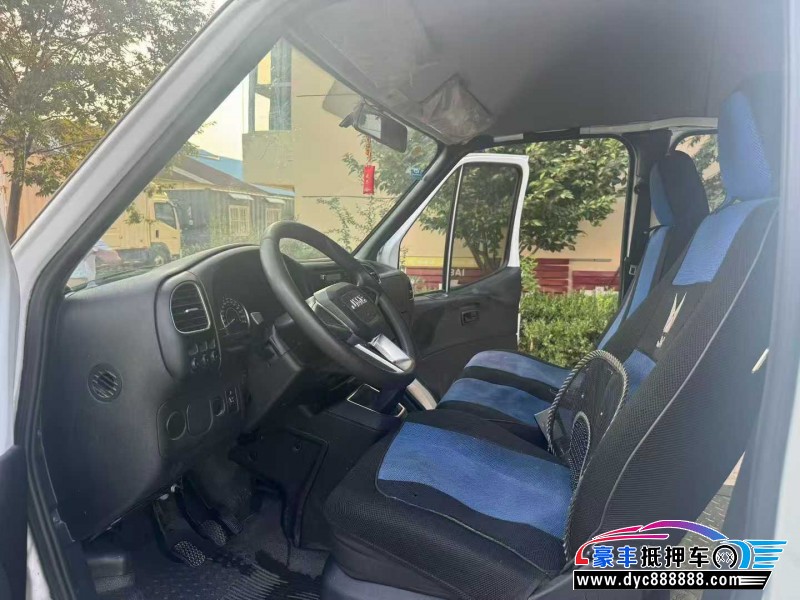 21年江铃特顺轿车抵押车出售