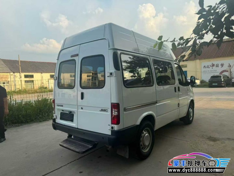 21年江铃特顺轿车抵押车出售