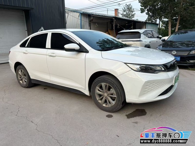 24年吉利帝豪EV轿车抵押车出售