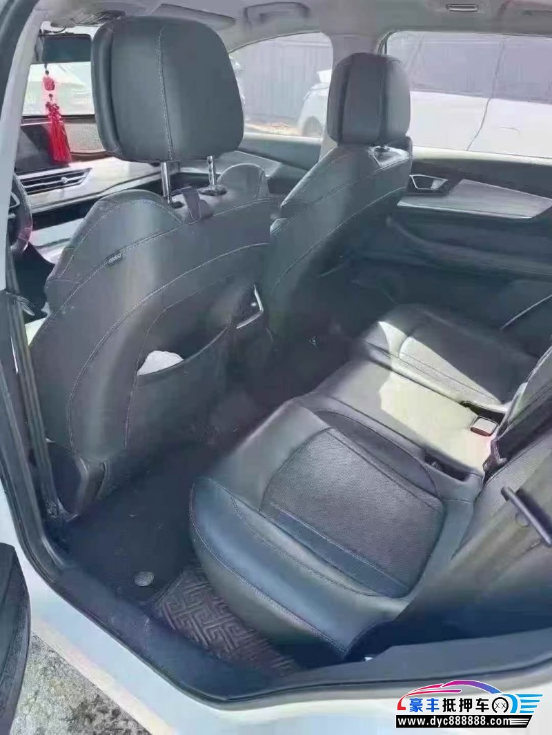 22年奇瑞瑞虎8轿车抵押车出售