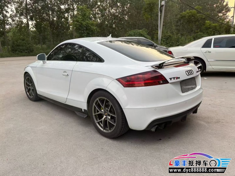 12年奥迪TT轿车抵押车出售