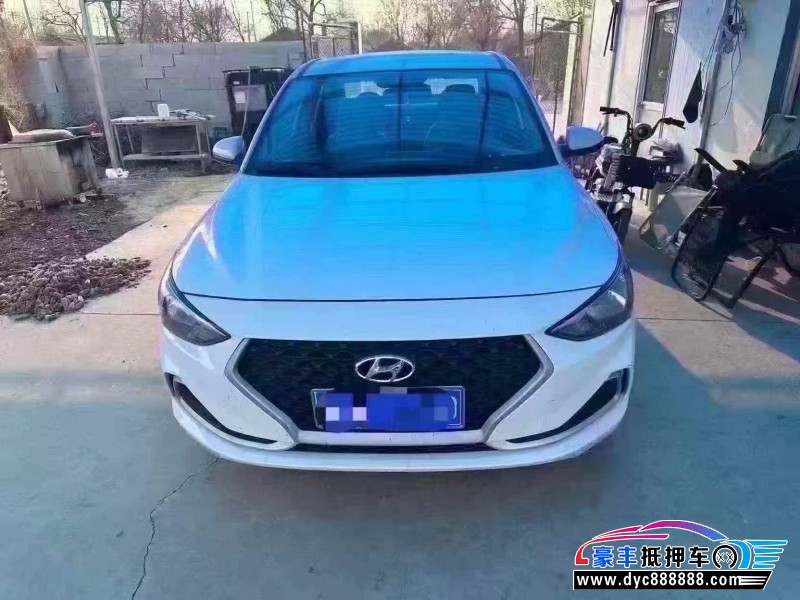 21年现代悦动轿车抵押车出售