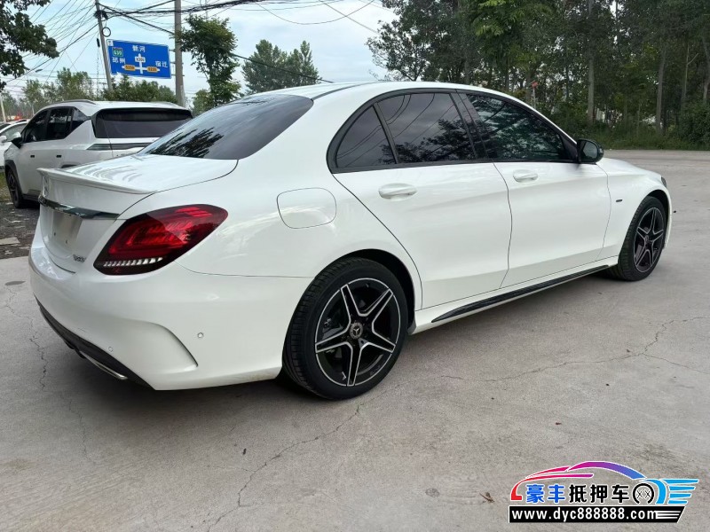 21年奔驰C轿车抵押车出售