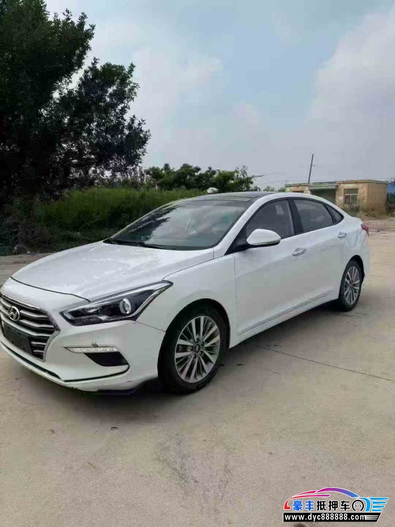 18年现代名图轿车抵押车出售