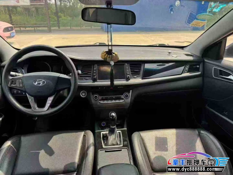 18年现代名图轿车抵押车出售