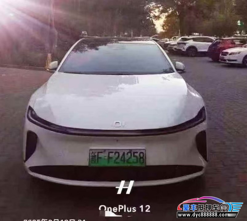 25年长安启源A07轿车抵押车出售