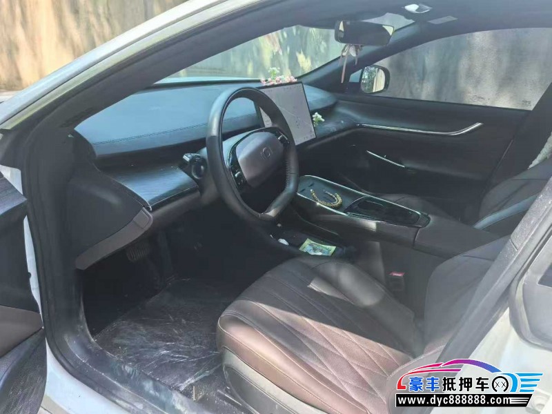 25年长安启源A07轿车抵押车出售