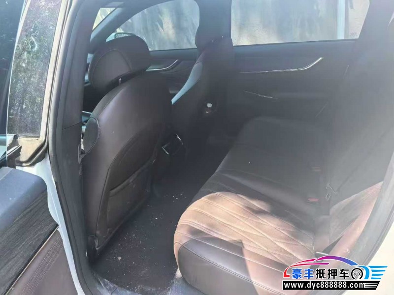 25年长安启源A07轿车抵押车出售