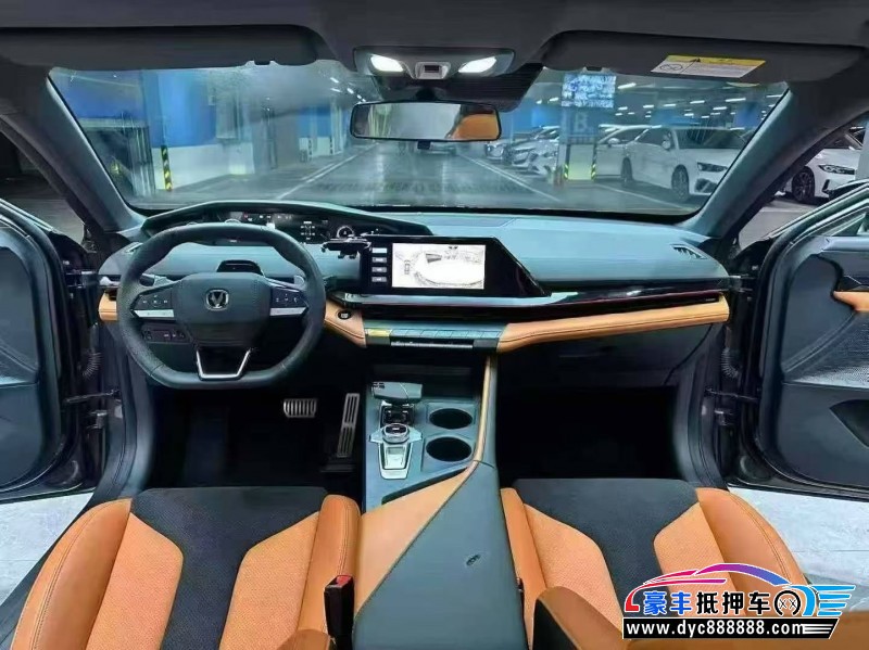 23年长安长安UNI轿车抵押车出售