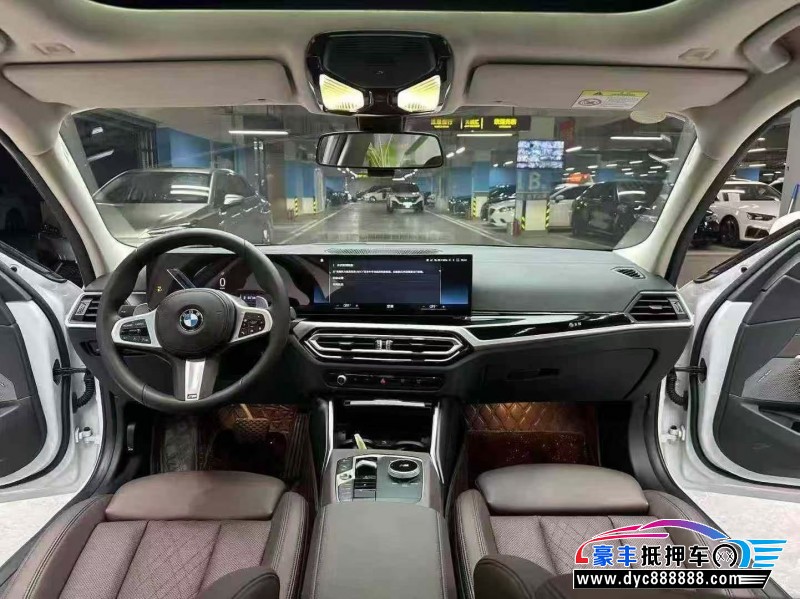 23年宝马3系轿车抵押车出售