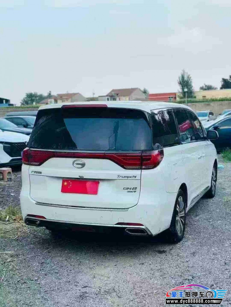 19年传祺M8轿车抵押车出售