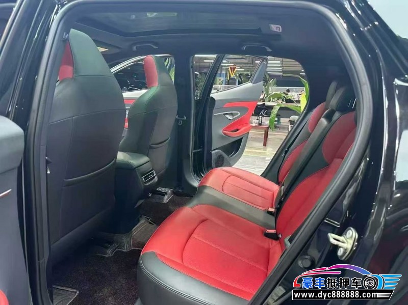 21年长安长安UNI轿车抵押车出售