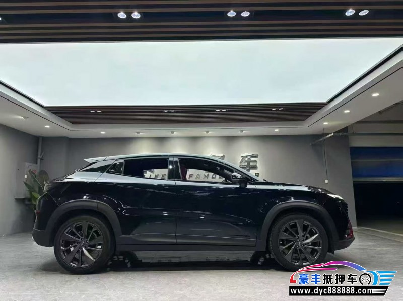 21年长安长安UNI轿车抵押车出售