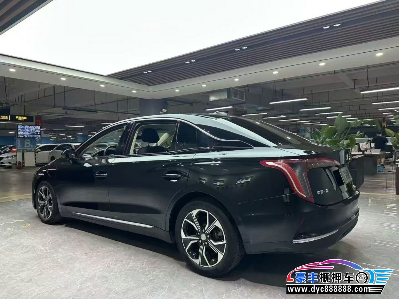 24年红旗EQM5轿车抵押车出售