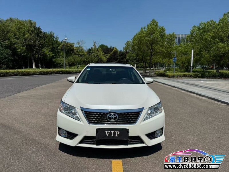 13年丰田凯美瑞轿车抵押车出售