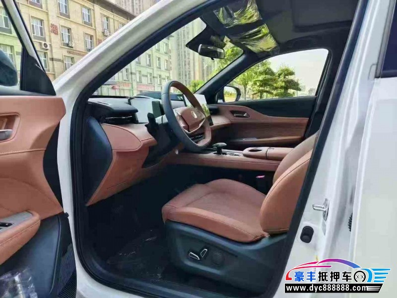 25年长安长安UNI轿车抵押车出售