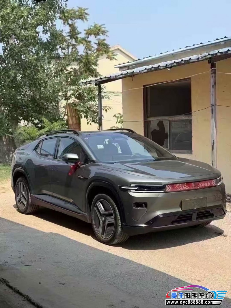 25年长安启源E07轿车抵押车出售