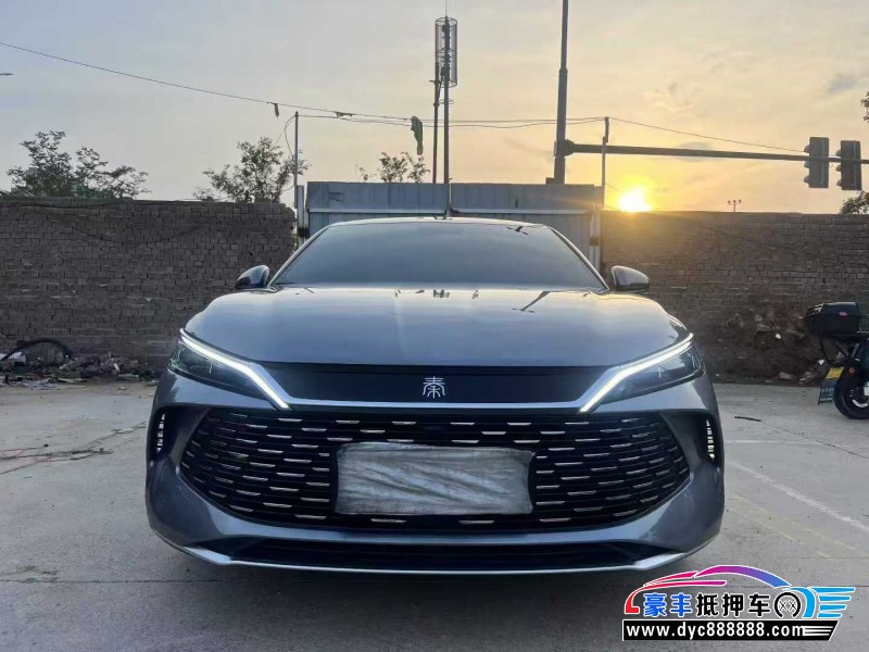 25年比亚迪秦轿车抵押车出售