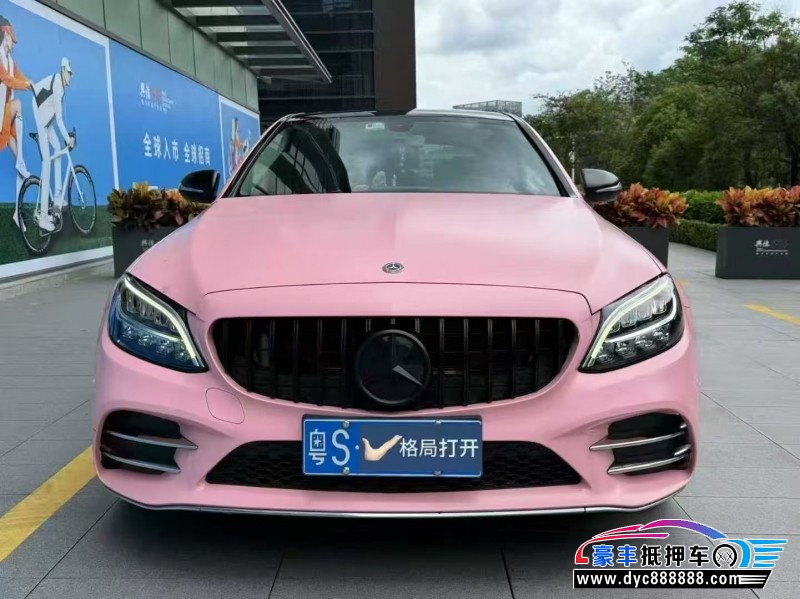 19年奔驰C轿车抵押车出售