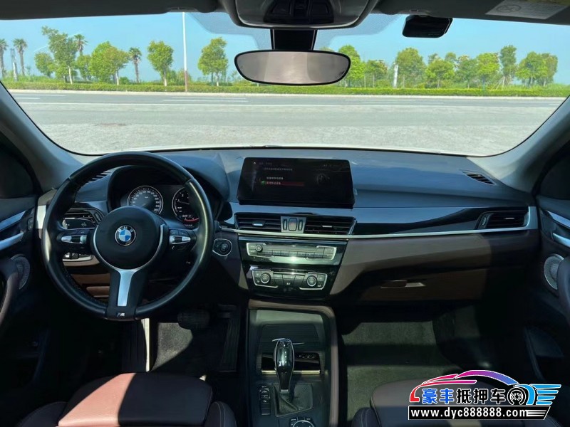 22年宝马X1轿车抵押车出售