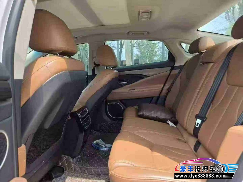 18年吉利博瑞轿车抵押车出售