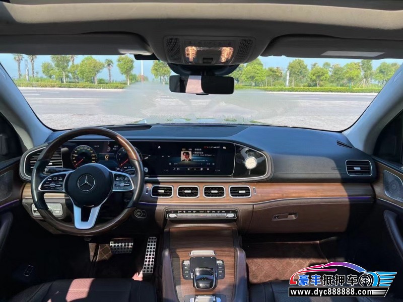 22年奔驰GLS轿车抵押车出售