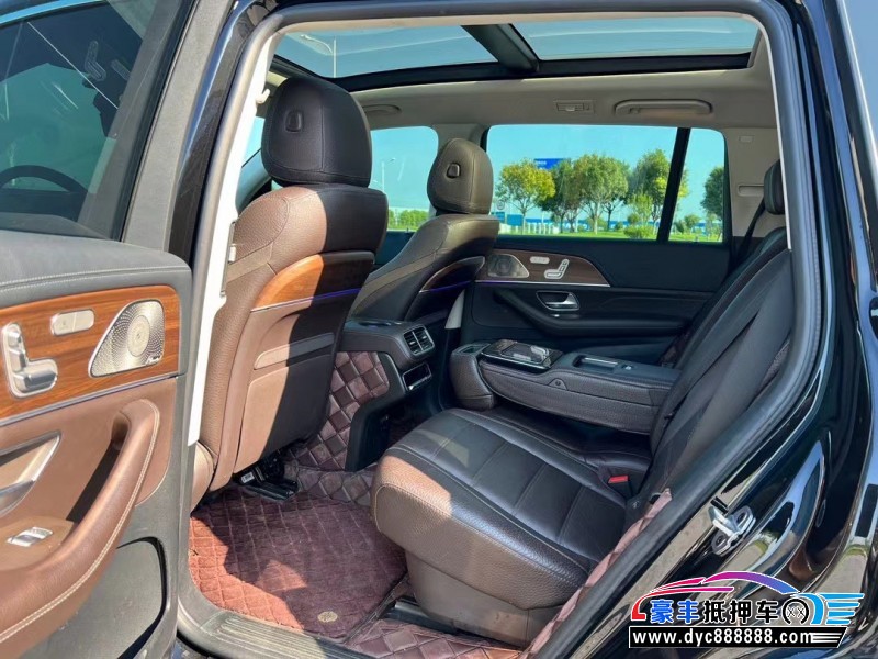 22年奔驰GLS轿车抵押车出售