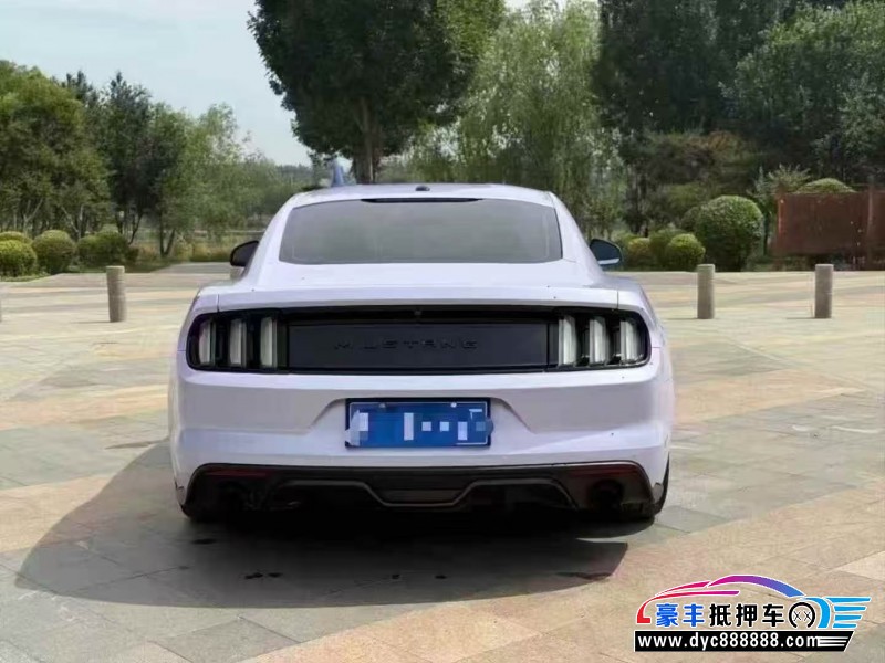 17年福特野马轿车抵押车出售