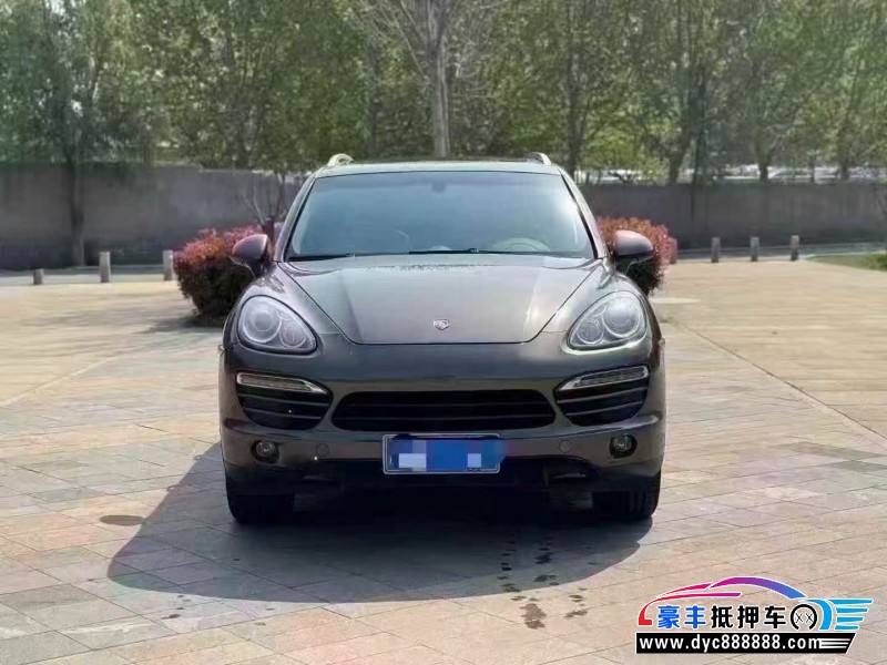 14年保时捷卡宴轿车抵押车出售