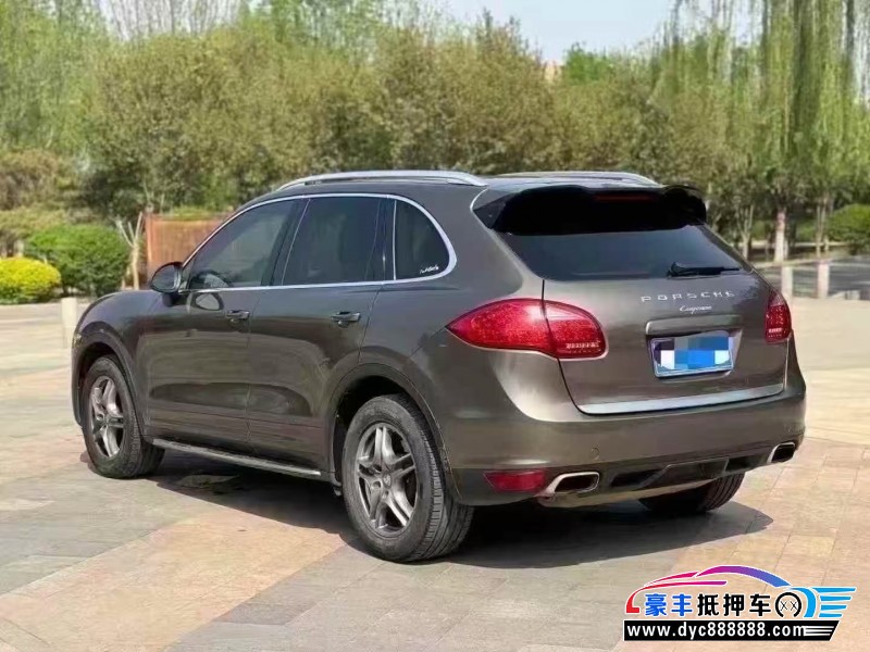 14年保时捷卡宴轿车抵押车出售