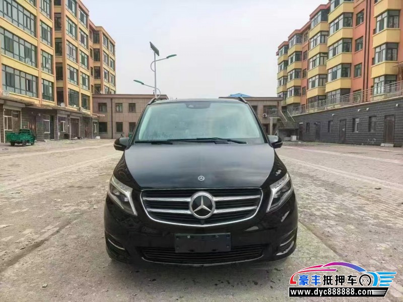 19年奔驰V轿车抵押车出售