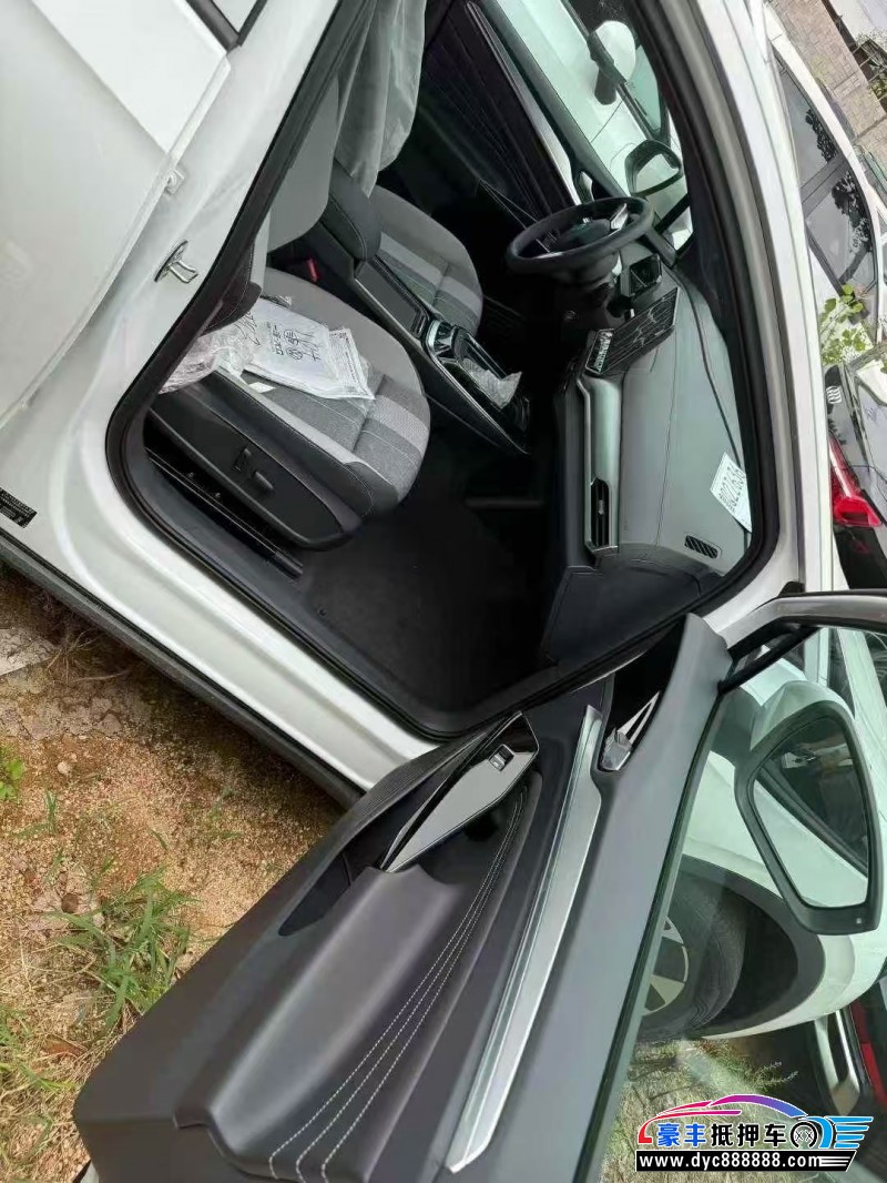 25年大众id4轿车抵押车出售