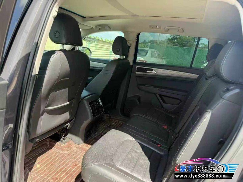 17年大众途昂轿车抵押车出售