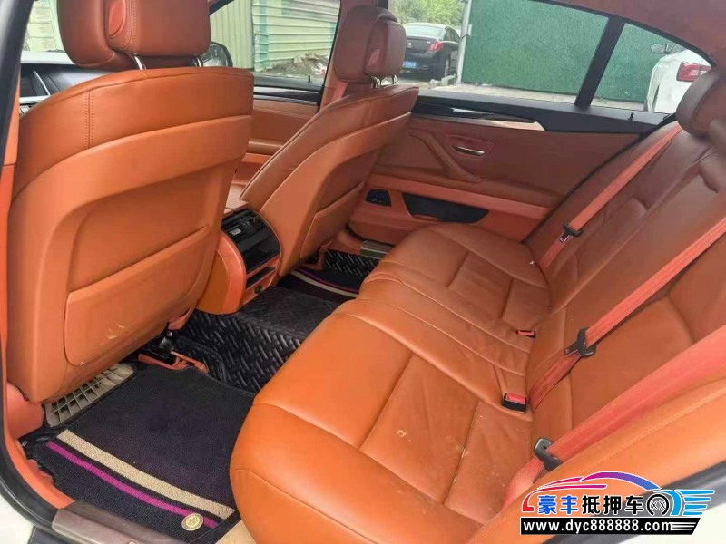 13年宝马5系轿车抵押车出售