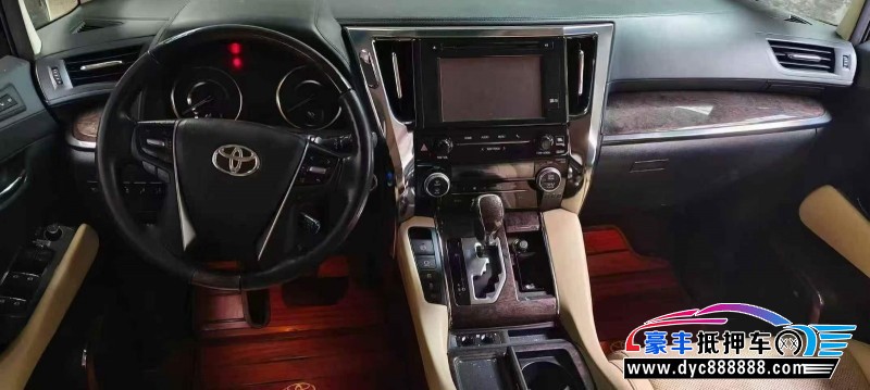 20年丰田威尔法轿车抵押车出售