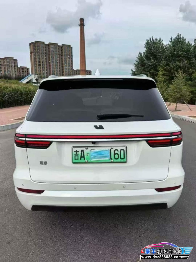 21年理想ONE轿车抵押车出售