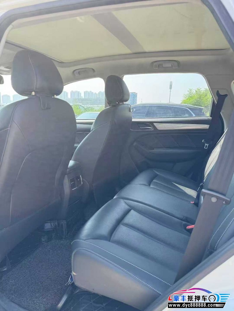 19年荣威RX5轿车抵押车出售