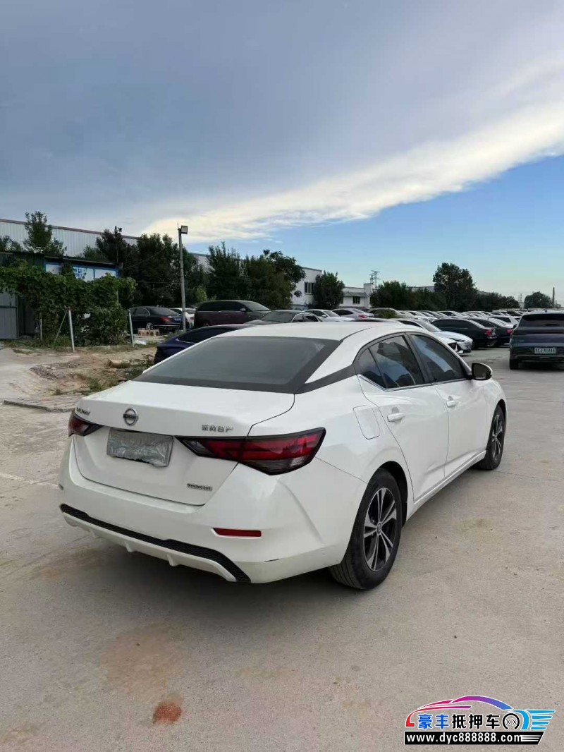 20年日产轩逸轿车抵押车出售