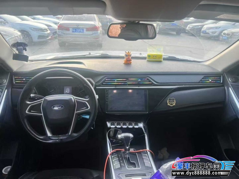 19年福特领界轿车抵押车出售