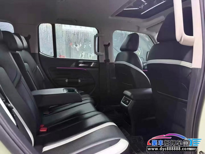 21年WEY坦克300轿车抵押车出售