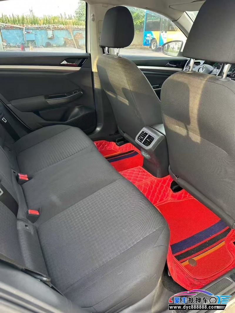 21年大众宝来轿车抵押车出售