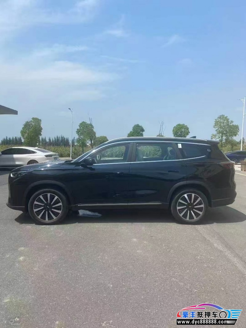 25年奇瑞风云轿车抵押车出售