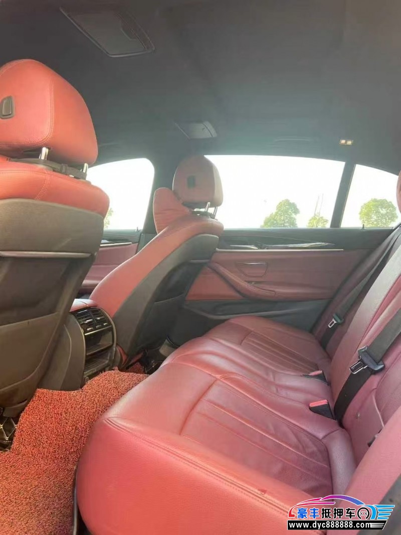 19年宝马5系轿车抵押车出售