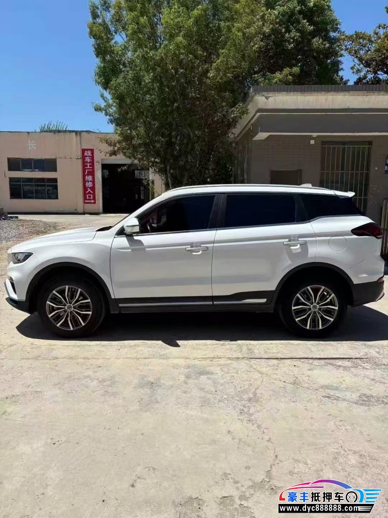 21年吉利博越轿车抵押车出售