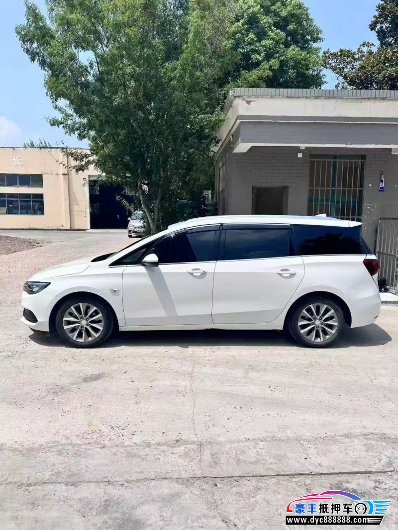 20年别克别克GL6轿车抵押车出售