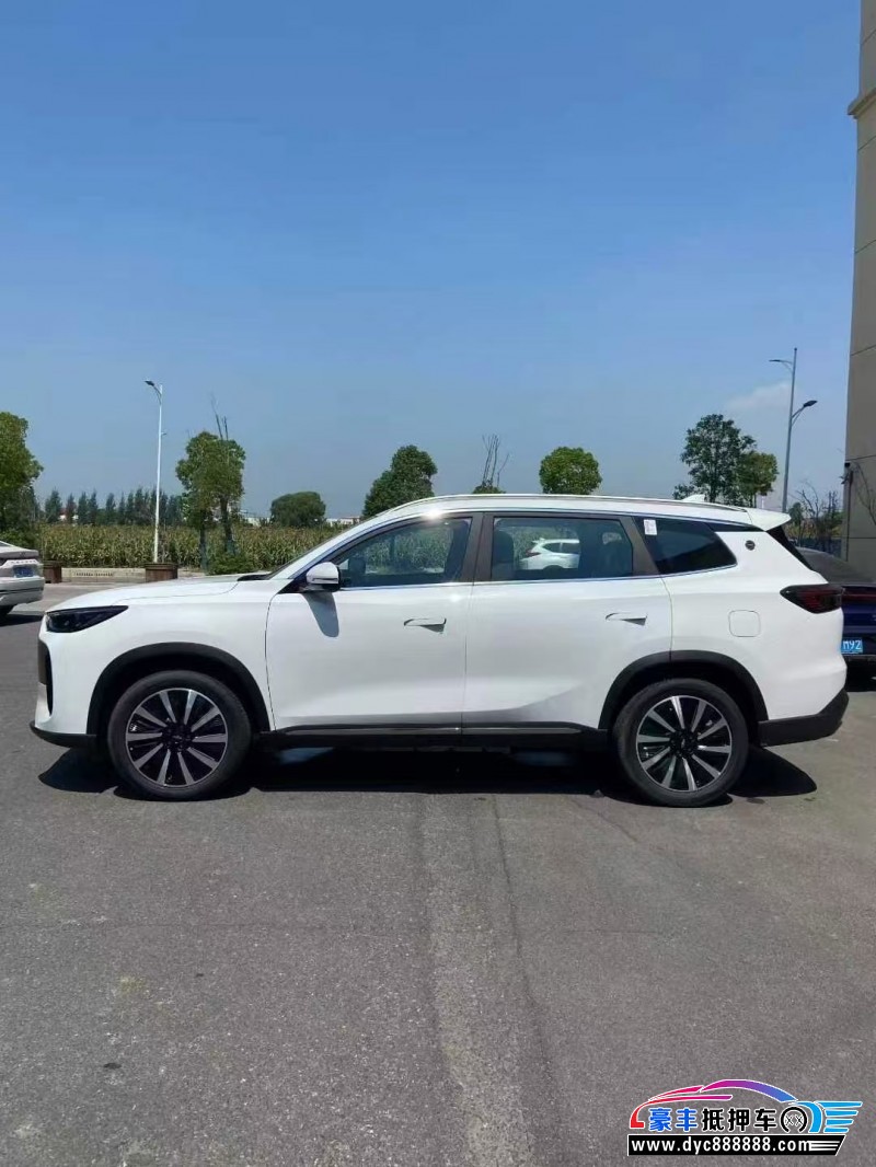 25年奇瑞风云轿车抵押车出售